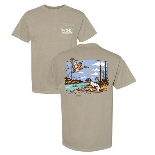 Retriever hunt scene tee￼